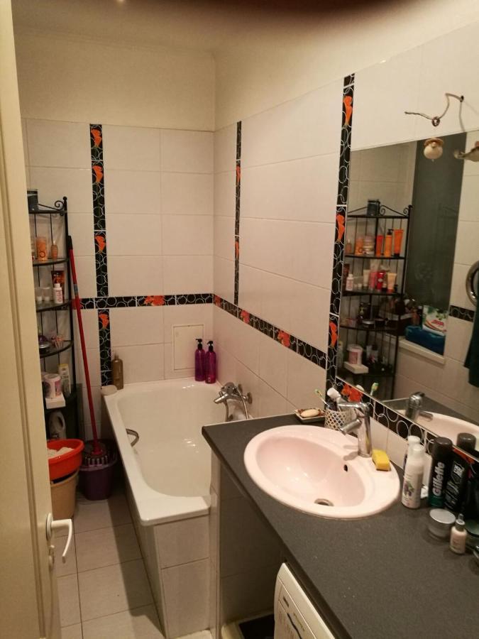 Cozy Apartment In Good Location! 里加 外观 照片